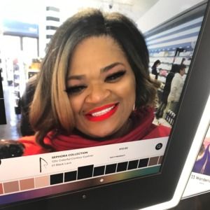 Meet your Posher, Danita